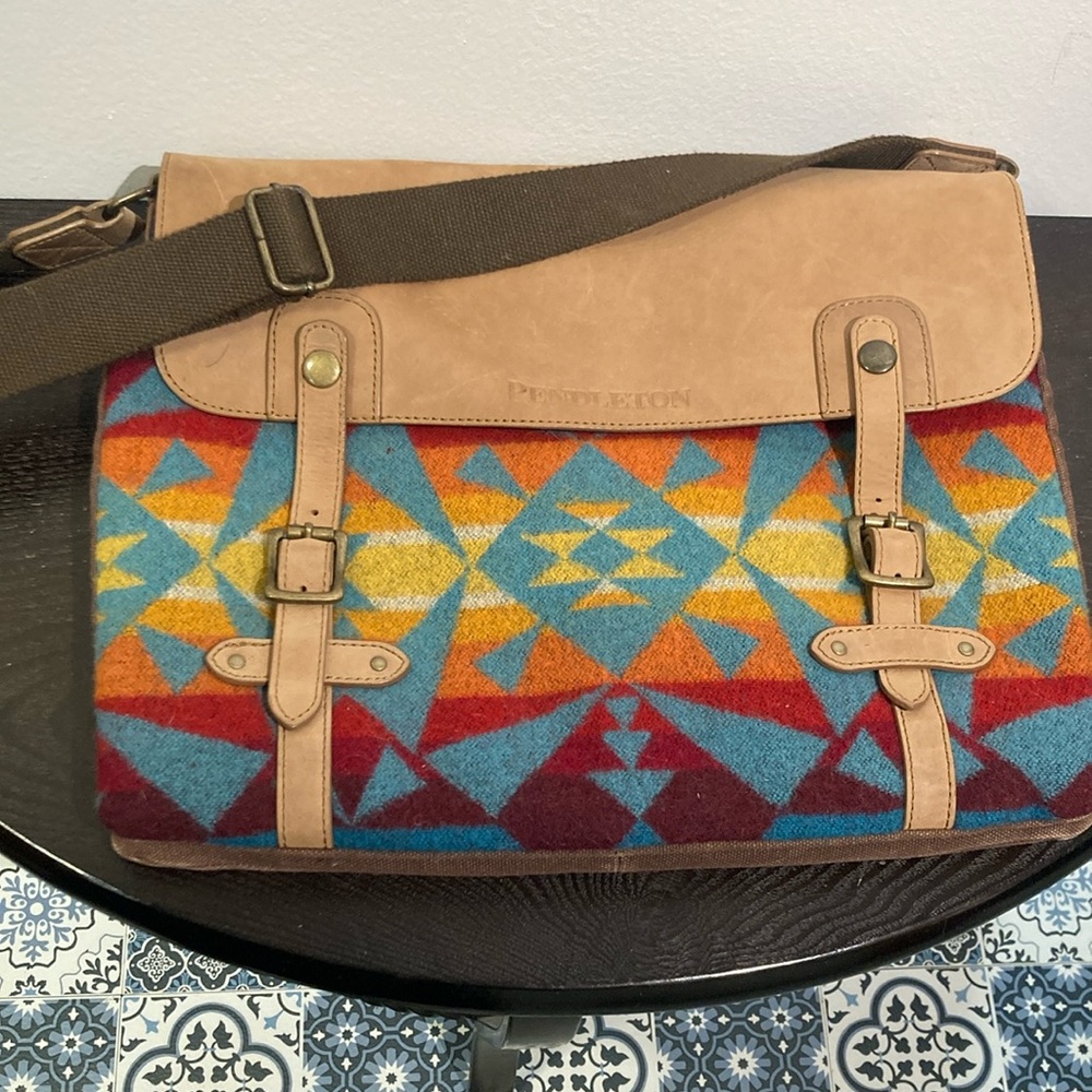 Limited Edition Pendleton Messenger Bag